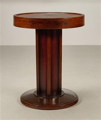 Josef Hoffmann, a table, model: 675, from 1905/06, exhibition of the model: 1908 Kunstschau, in the lobby of a small country house, and at the 1910 World’s Fair in Buenos Aires; executed by J. & J. Kohn, Vienna - Secese a umění 20. století