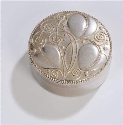 Josef Hoffmann, a small silver box with cover, Wiener Werkstätte, c. 1910 - Secese a umění 20. století