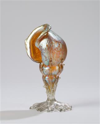 A vase in shell form, Johann Lötz Witwe, Klostermühle, c. 1897/98 - Secese a umění 20. století