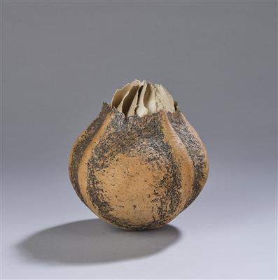 Ruth Schremmer, a porcelain object: pumpkin flower, 1982 - From the Schedlmayer Collection II - Art Nouveau and Applied Art of the 20th Century