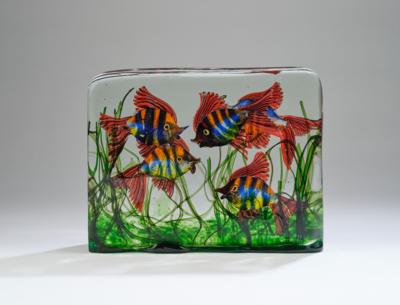 A large aquarium with five fish, Gino Cenedese, Murano - Secese a umění 20. století