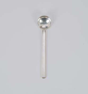 Josef Hoffmann, a tea and coffee spoon spoons ("Tee-Kaffee-Löffel") made of silver (work no.: p 799) from the cutlery service "Round Model", Wiener Werkstätte, 1906-14 - Secese a umění 20. století