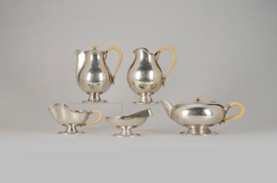 Oswald Haerdtl (Vienna, 1899-1959), a six-piece silver service, J. C. Klinkosch, Vienna, c. 1935 - Jugendstil and 20th Century Arts and Crafts