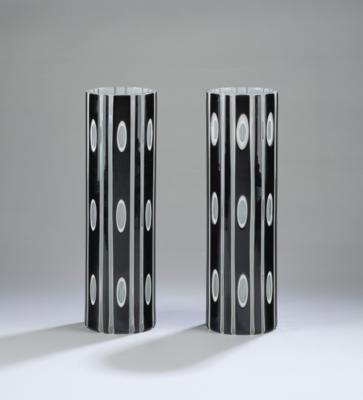 A pair of tall tubular vases (“Borussia Glass”), probably Carl Schappel, Haida, c. 1914 - Jugendstil and 20th Century Arts and Crafts