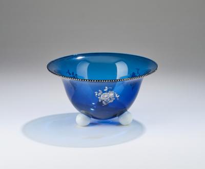 A bowl on three feet, Johann Lötz Witwe, Klostermühle, c. 1915 - Secese a umění 20. století
