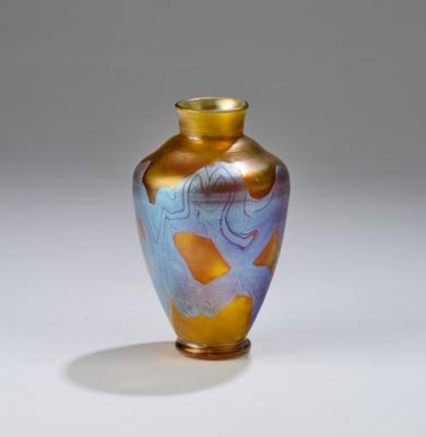 A vase, Johann Lötz Witwe, Klostermühle, 1900 - Secese a umění 20. století