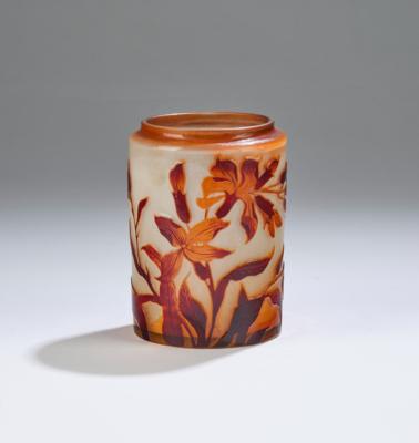 A vase with magnolias, Emile Gallé, Nancy, 1905-08 - Jugendstil and 20th Century Arts and Crafts