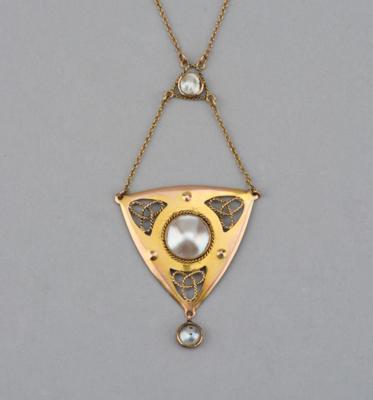 A 375 gold necklace with mother-of-pearl inlays, Charles Harris, Chester, 1910 - Jugendstil and 20th Century Arts and Crafts