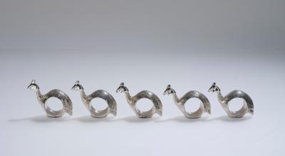 Five sterling silver napkin rings in the shape of African guinea fowl, South Africa, 20th century - Secese a umění 20. století