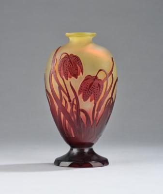 A vase “Fritillaria meleagris”, Emile Gallé, Nancy, c. 1920-35 - Secese a umění 20. století