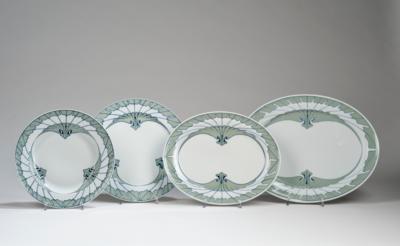 Rudolf Hentschel, a ‘wing pattern’ service, model ‘T smooth’, consisting of: six dinner plates, six soup plates and two oval platters in different sizes, designed in 1900/1901, executed by Staatliche Porzellanmanufaktur Meissen - Jugendstil and 20th Century Arts and Crafts
