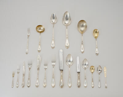 A large silver cutlery set for six persons (92 sections), model “Bremer Lilie”, model number 3261, Koch & Bergfeld, Bremen, c. 1900/20 - Secese a umění 20. století