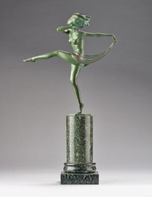 Josef Lorenzl (Vienna, 1892-1950), a bronze female dancer, Argentor, Vienna, c. 1925/30 - Jugendstil e arte applicata del XX secolo