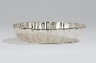 A silver bowl, in the style of Josef Hoffmann, Alexander Sturm - Jugendstil and 20th Century Arts and Crafts