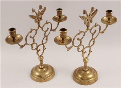 1 Paar zweiarmige Kerzenleuchter mit Doppeladler, - Antiquitäten