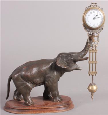 Mysterieuse Tischuhr "Elephant" - Antiquitäten