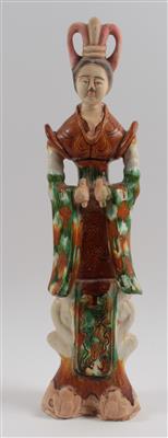 Figur einer Dame im Tang Stil - Antiques