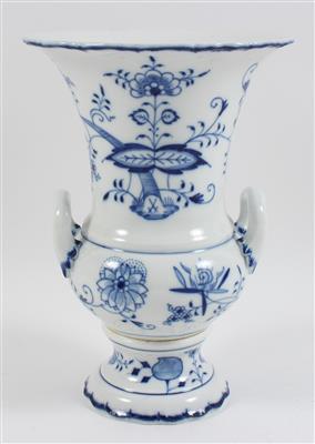 Zwiebelmuster-Vase, - Antiquitäten