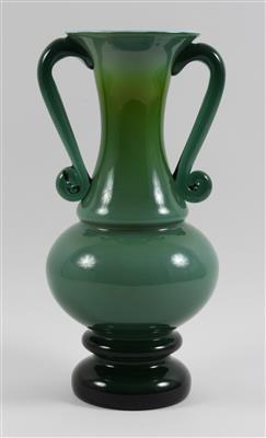 Henkelvase, - Antiquariato