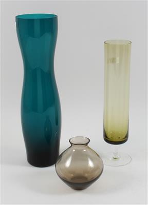 Set von 3 Vasen, - Antiquitäten