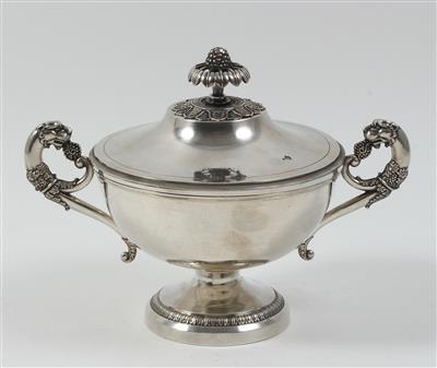 Französische Silber Deckelschale, - Antiquariato