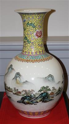 Famille rose Vase - Starožitnosti