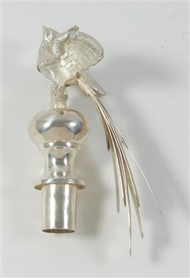 Wiener Silber Abschluß eines Leuchters in Form eines plastischen Vogels, - Antiquitäten