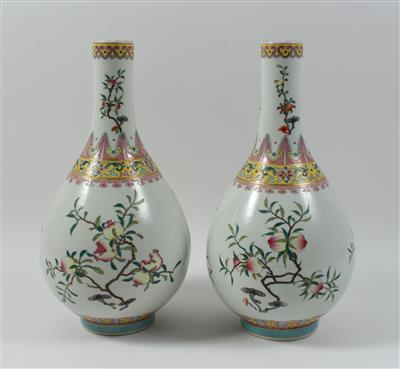 1 Paar Famille rose Vasen - Summer-auction