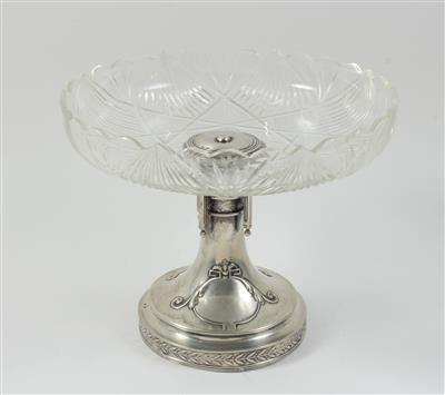Wiener Silber Tafelaufsatz mit Glasschale, - Summer-auction