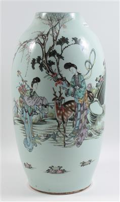 Famille rose Vase, - Antiquitäten