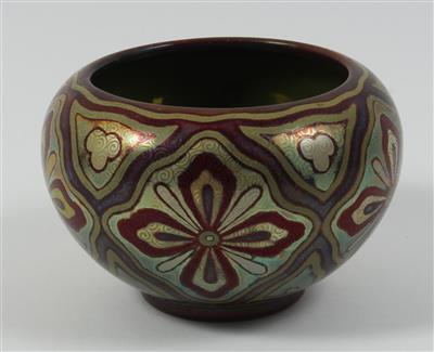 Kleine Zsolnay-Vase, - Antiques