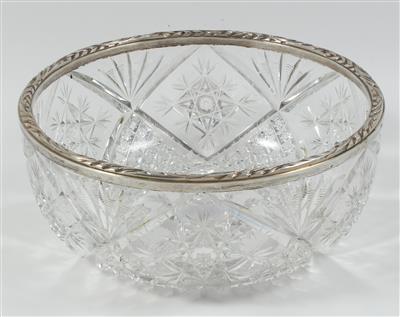 Französische Glasschale mit Silbermontierung, - Antiques