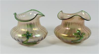 Böhmisches Vasenpaar, - Antiquitäten "Unter dem Weihnachtsbaum"