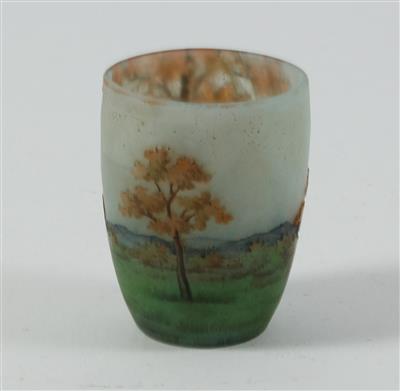 Daum Miniaturvase, - Antiquitäten "Unter dem Weihnachtsbaum"