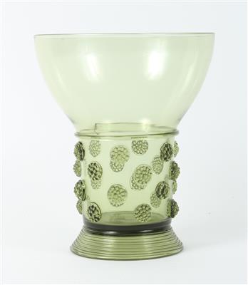 Vase mit Noppendekoren, - Saisoneröffnung - Antiquitäten