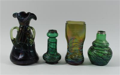 Vier diverse Vasen, - Antiques and art