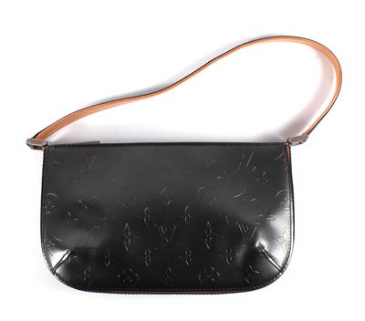 Louis Vuitton Monogram Mat Fowler handbag Silver Gray Shoulder Bag