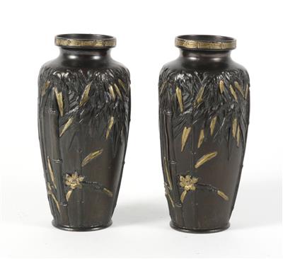1 Paar Vasen, - Asiatica and Islamic Art