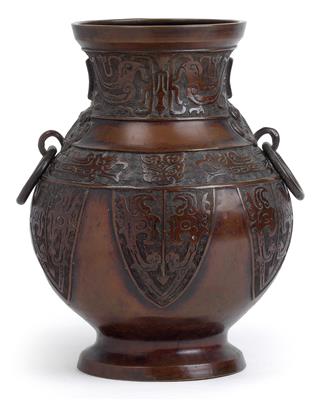 Bronze Vase, China, 18./19. Jh. - Asiatika und islamische Kunst