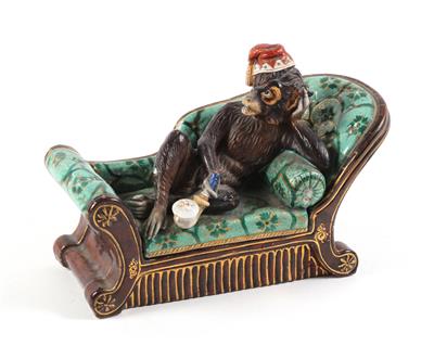 Tintenzeug in Form eines Affen auf Chaiselongue - Starožitnosti