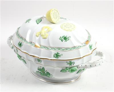 1 ovale Deckelterrine, - Antiques