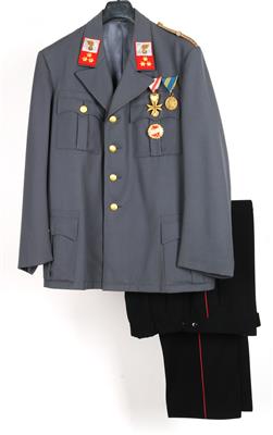 Uniformrock und Hose für einen Oberinspektor der österreichischen Gendarmerie, - Uniformen der österreichischen Gendarmerie und Polizei