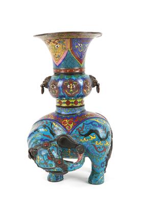 Cloisonné Elefant mit Vase, - Asiatika