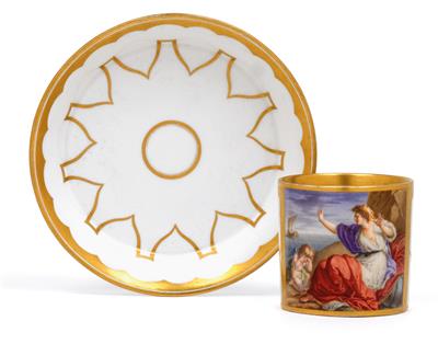 "Die verlassene Adriadne" Tasse mit Unetratsse, - Antiques