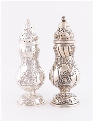 Paar Silber Gewürzstreuer, - Antiques