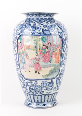 Blau-weiß-Famille rose Vase, - Antiques