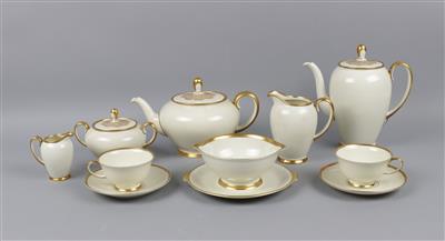 Speise-, Kaffee- und Teeserviceteile: - Antiquitäten
