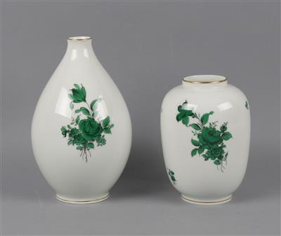 Vase Höhe 15,5 cm, Vase Höhe 20,5 cm, - Antiquariato