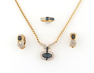 Halskette, 1 Paar Ohrclips, 1 Damenring, - Antiquitäten