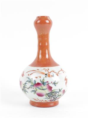 Vase mit Pfirsichdekor, - Antiques